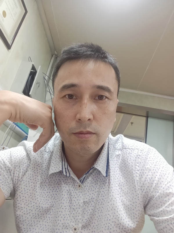 笑看一切的第三张照片--常德蓝颜知己交友网